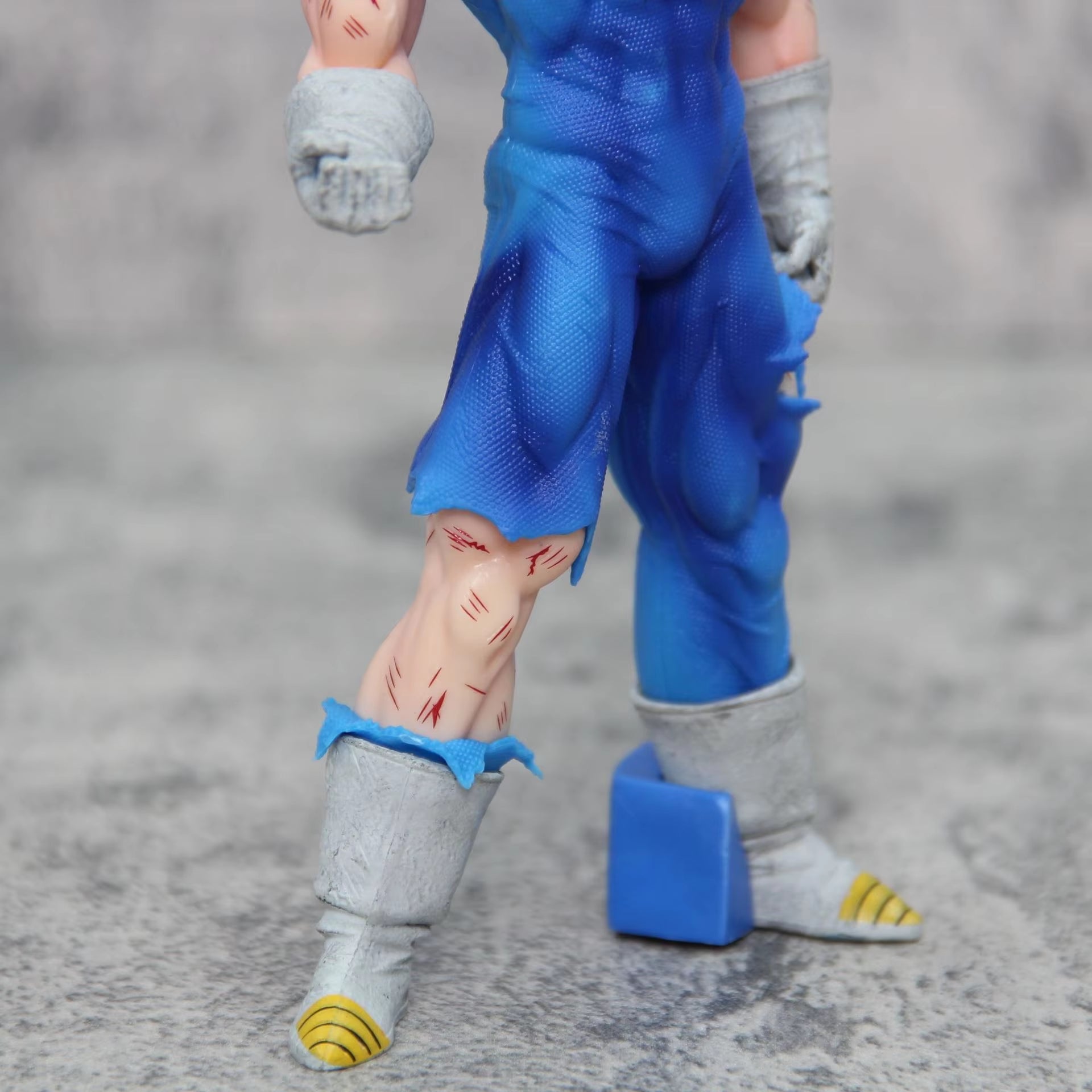 Super Saiyan Prince Vegeta Figure - Premium Anime Collectible with Magical Standing Posture